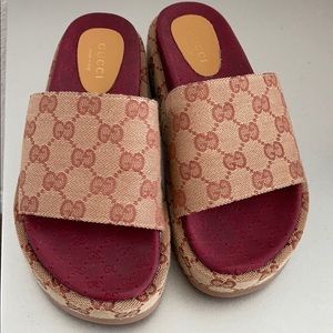 Gucci sandals